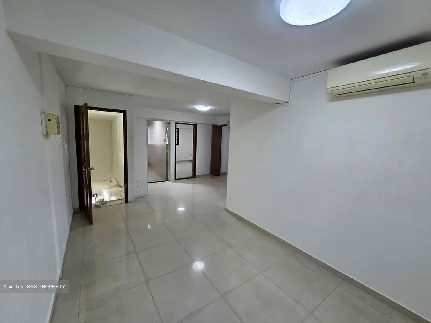 Upper Boon Keng Road (D14), Shop House #576547371